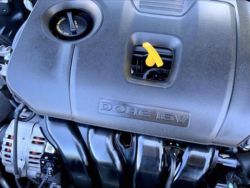 Used 2023 Kia Forte LXS w/ LXS Technology Package FWD image 32