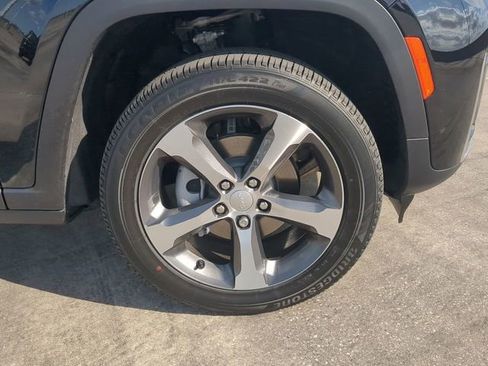 New 2026 Jeep Grand Cherokee Limited RWD image 11
