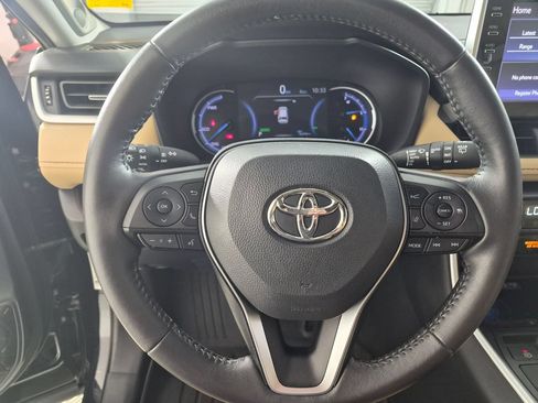 Used 2022 Toyota RAV4 Limited AWD/4WD image 13