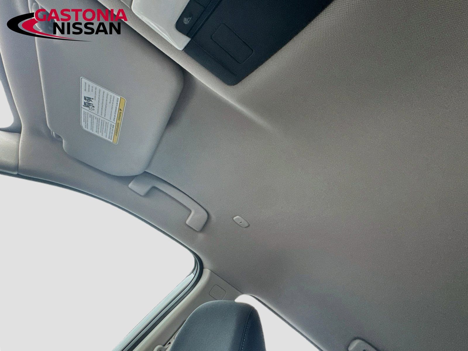 Used 2023 Nissan Rogue SV FWD image 27