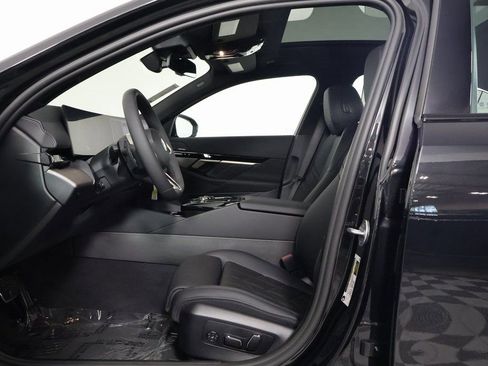 New 2026 BMW 530i w/ Executive Package RWD image 5