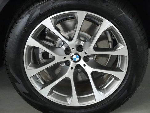 Used 2026 BMW X5 xDrive50e AWD/4WD image 40