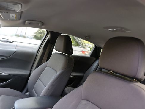 Used 2017 Chevrolet Malibu LS FWD image 9