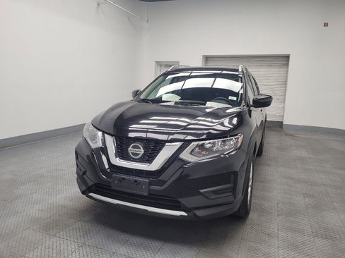 Used 2018 Nissan Rogue SV AWD/4WD image 15