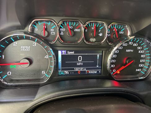 Used 2015 Chevrolet Silverado 2500 High Country w/ Duramax Plus Package image 28