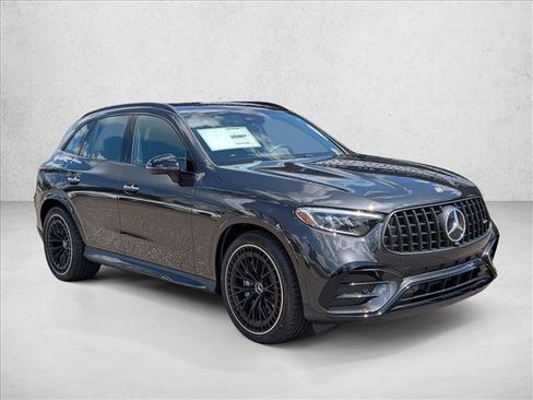 Used 2026 Mercedes-Benz GLC 43 AMG 4MATIC image 6