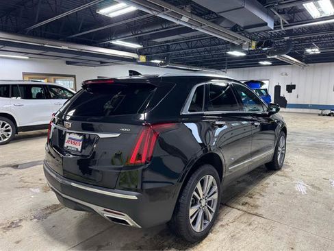 Used 2024 Cadillac XT5 Premium Luxury w/ Platinum Package AWD/4WD image 4