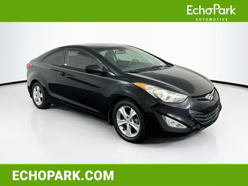 Used 2013 Hyundai Elantra FWD image 1