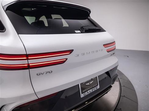 New 2026 Genesis GV70 3.5T Sport Prestige image 32