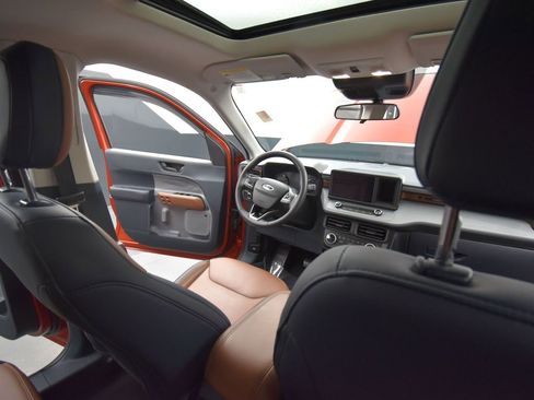 Used 2023 Ford Maverick Lariat w/ Lariat Luxury Package image 20