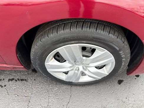 Used 2016 Subaru Legacy 2.5i image 10