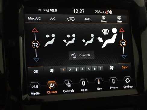 Used 2020 Jeep Cherokee Limited image 29