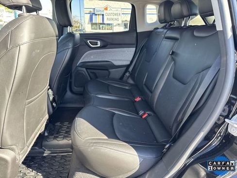 Used 2022 Jeep Compass Latitude image 23