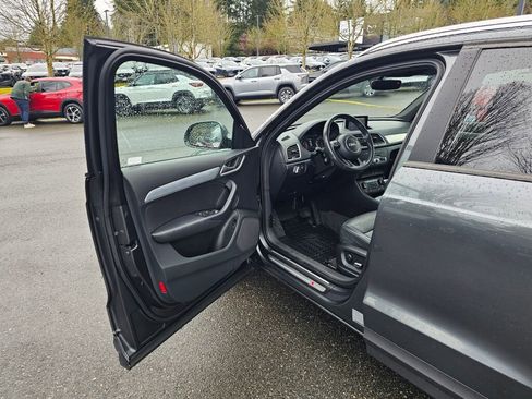Used 2018 Audi Q3 2.0T Premium image 21