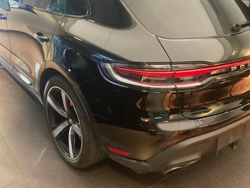 Certified 2024 Porsche Macan S AWD/4WD image 5