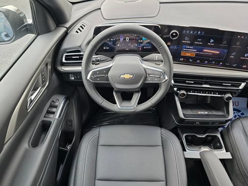 Used 2026 Chevrolet Traverse LT w/ Driver Confidence Package FWD image 24