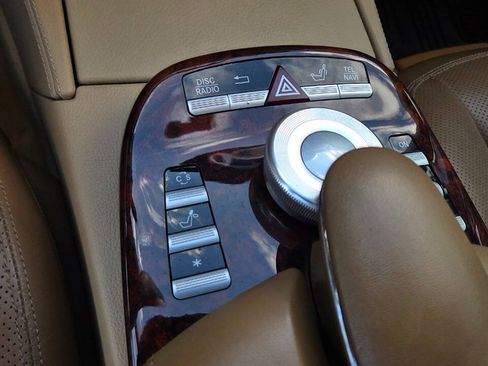 Used 2007 Mercedes-Benz S 550 4MATIC image 56