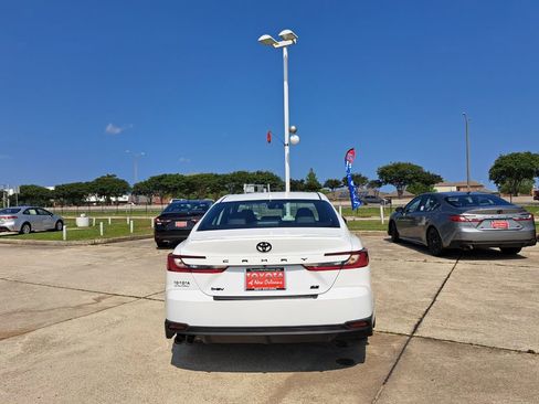 New 2026 Toyota Camry SE FWD image 6