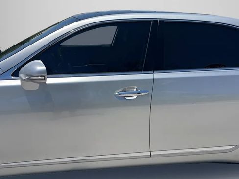 Used 2012 Lexus LS 460 L w/ Luxury Pkg RWD image 31