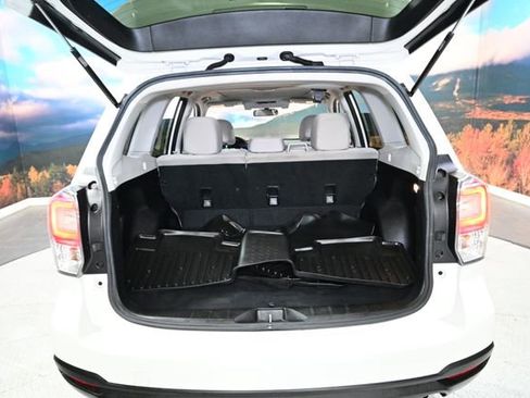 Used 2018 Subaru Forester 2.5i Premium image 44