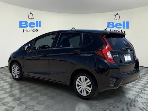 Used 2017 Honda Fit LX image 3