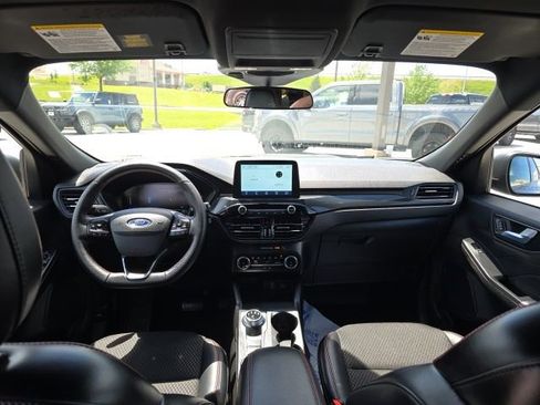 Used 2025 Ford Escape ST-Line AWD/4WD image 14