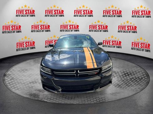 Used 2015 Dodge Charger SE w/ Sport Appearance Group RWD image 2