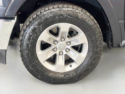 Used 2021 RAM 1500 Laramie AWD/4WD image 30