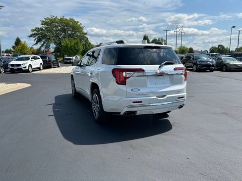 Used 2023 GMC Acadia Denali w/ Denali Technology Package AWD/4WD image 9