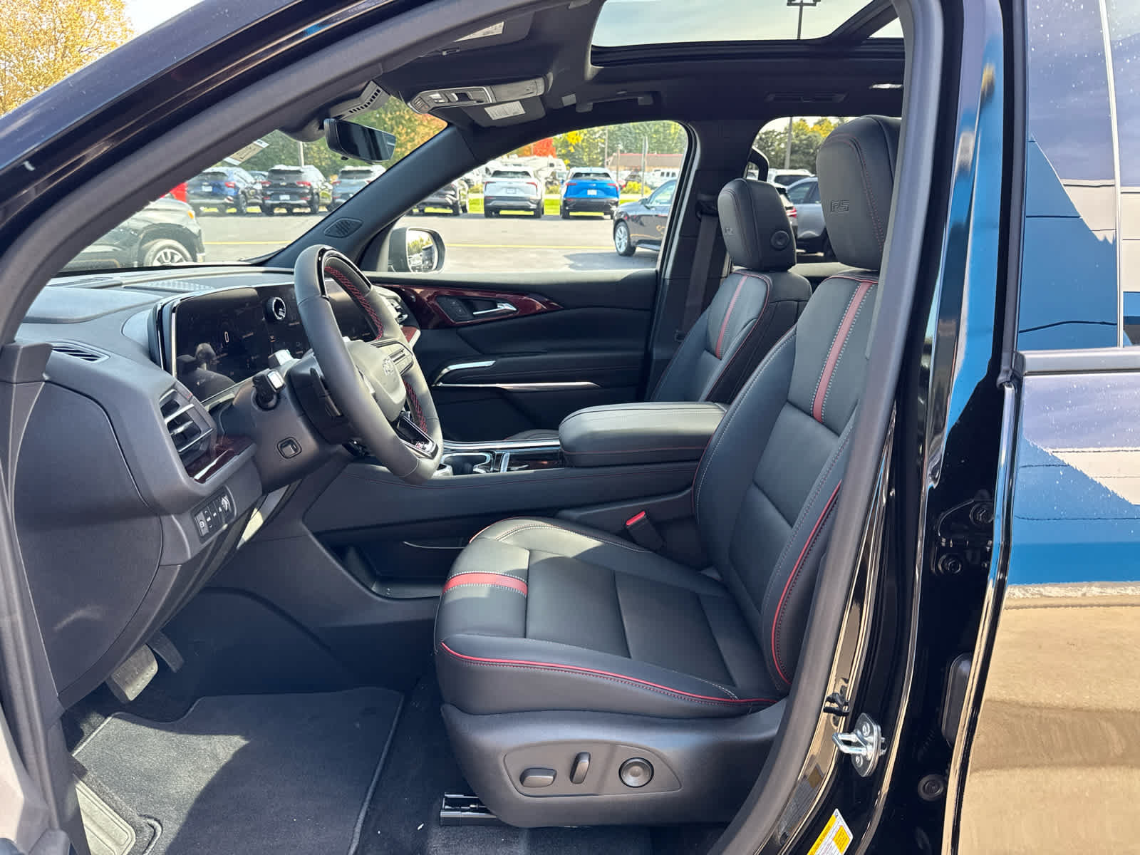 New 2027 Chevrolet Traverse RS AWD/4WD image 22