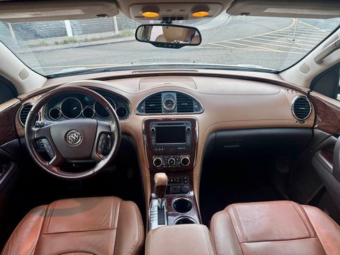 Used 2017 Buick Enclave Leather AWD/4WD image 15