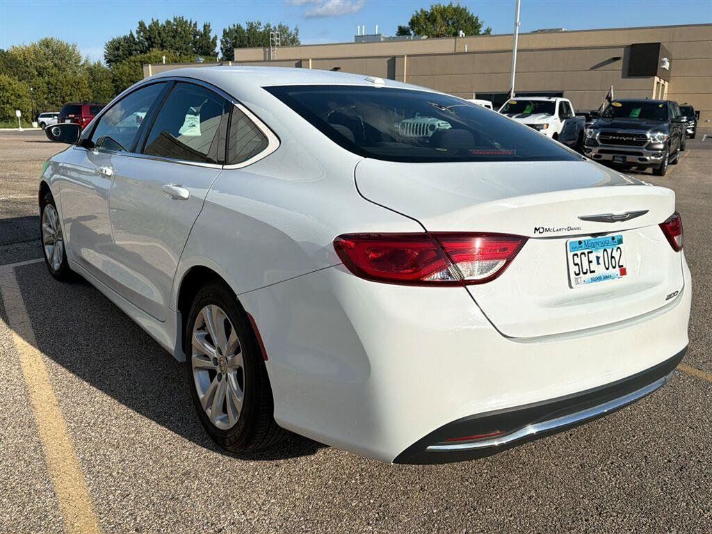 Used 2015 Chrysler 200 Limited w/ Convenience Group FWD image 10