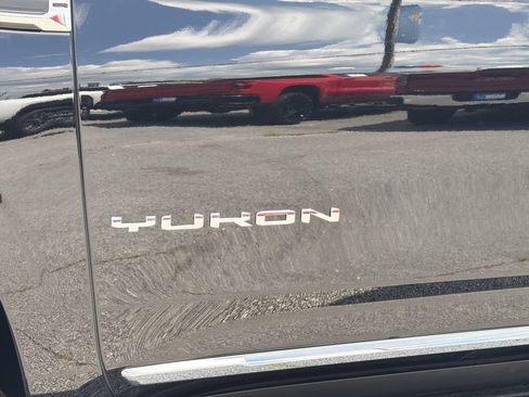 New 2026 GMC Yukon Elevation w/ LPO, Floor Liner Package RWD image 26