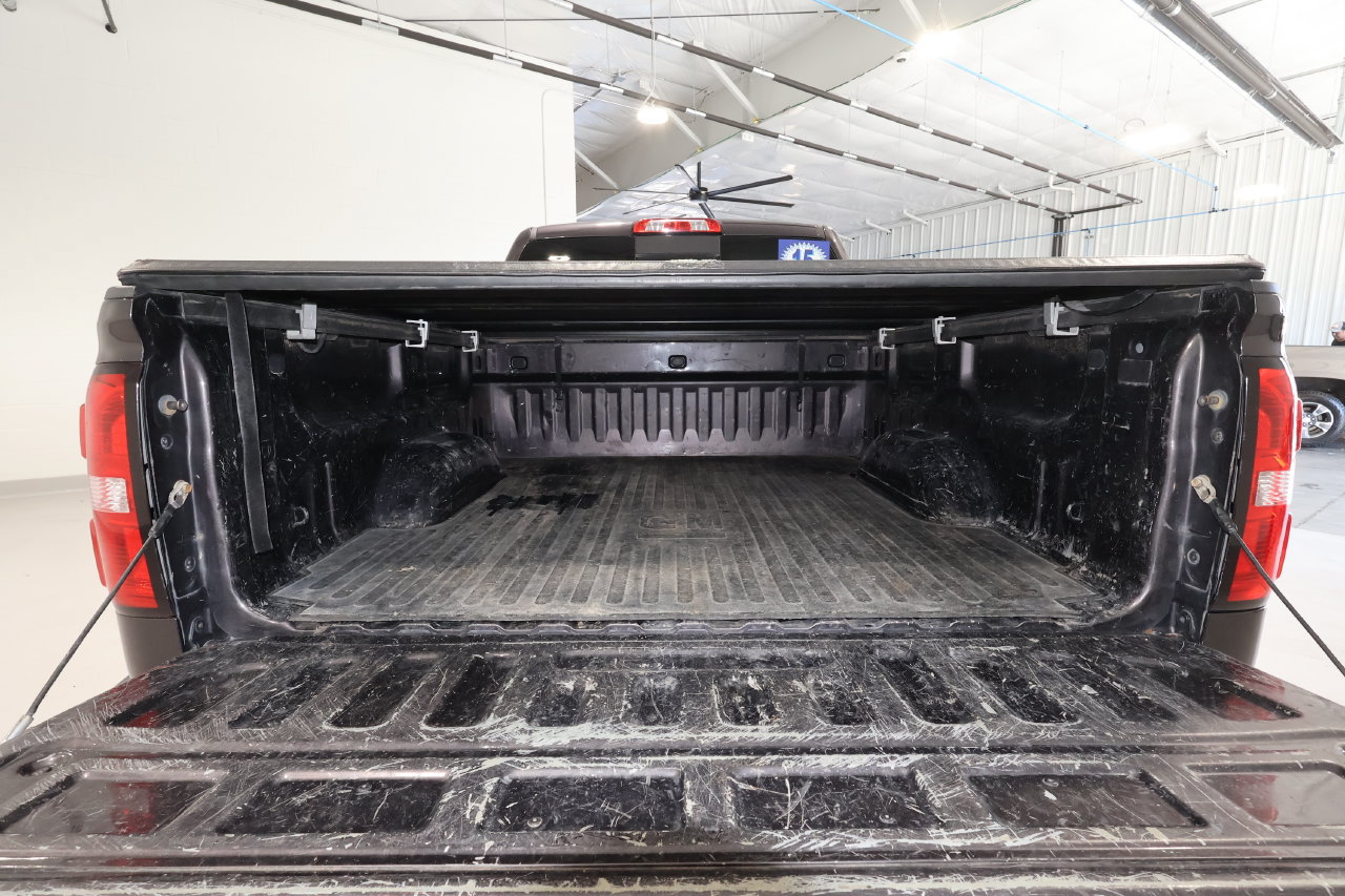 Used 2015 GMC Sierra 1500 SLT w/ SLT Crew Cab Value Package AWD/4WD image 15