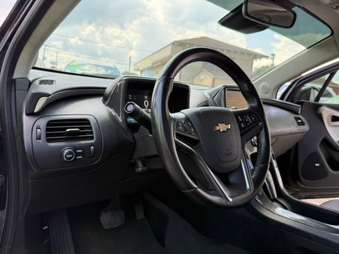 Used 2014 Chevrolet Volt Premium w/ Premium Trim Package image 17