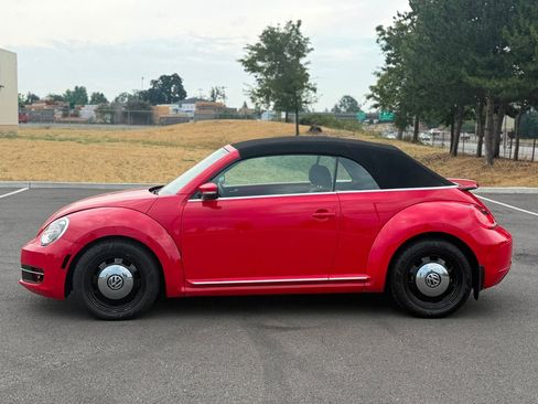 Used 2013 Volkswagen Beetle 2.5 FWD image 3