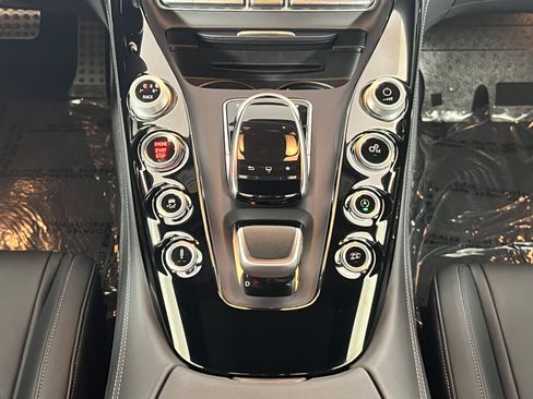 Used 2016 Mercedes-Benz AMG GT S image 18