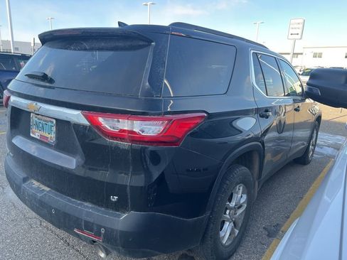 Used 2021 Chevrolet Traverse LT w/ LPO, Floor Liner Package image 2
