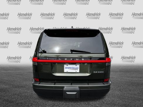 Certified 2025 Lexus GX 550 w/ Accessory Package (2T) image 8
