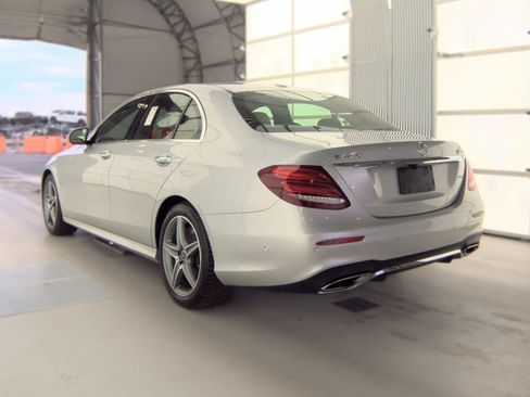 Used 2019 Mercedes-Benz E 450 4MATIC Sedan w/ Driver Assistance Package image 6