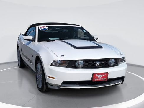 Used 2010 Ford Mustang GT RWD image 1