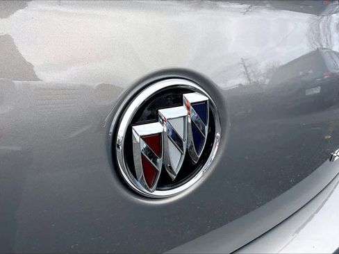 Used 2017 Buick LaCrosse Essence image 28