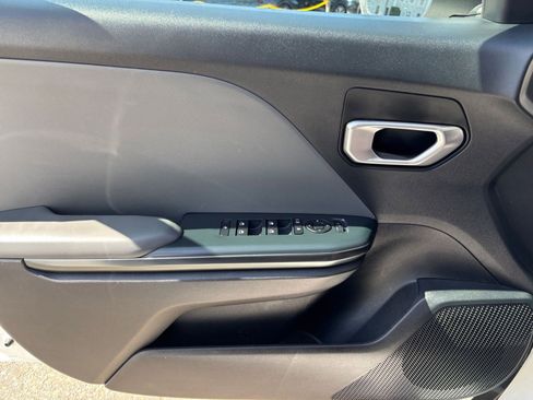 Used 2025 Kia K4 LXS image 18