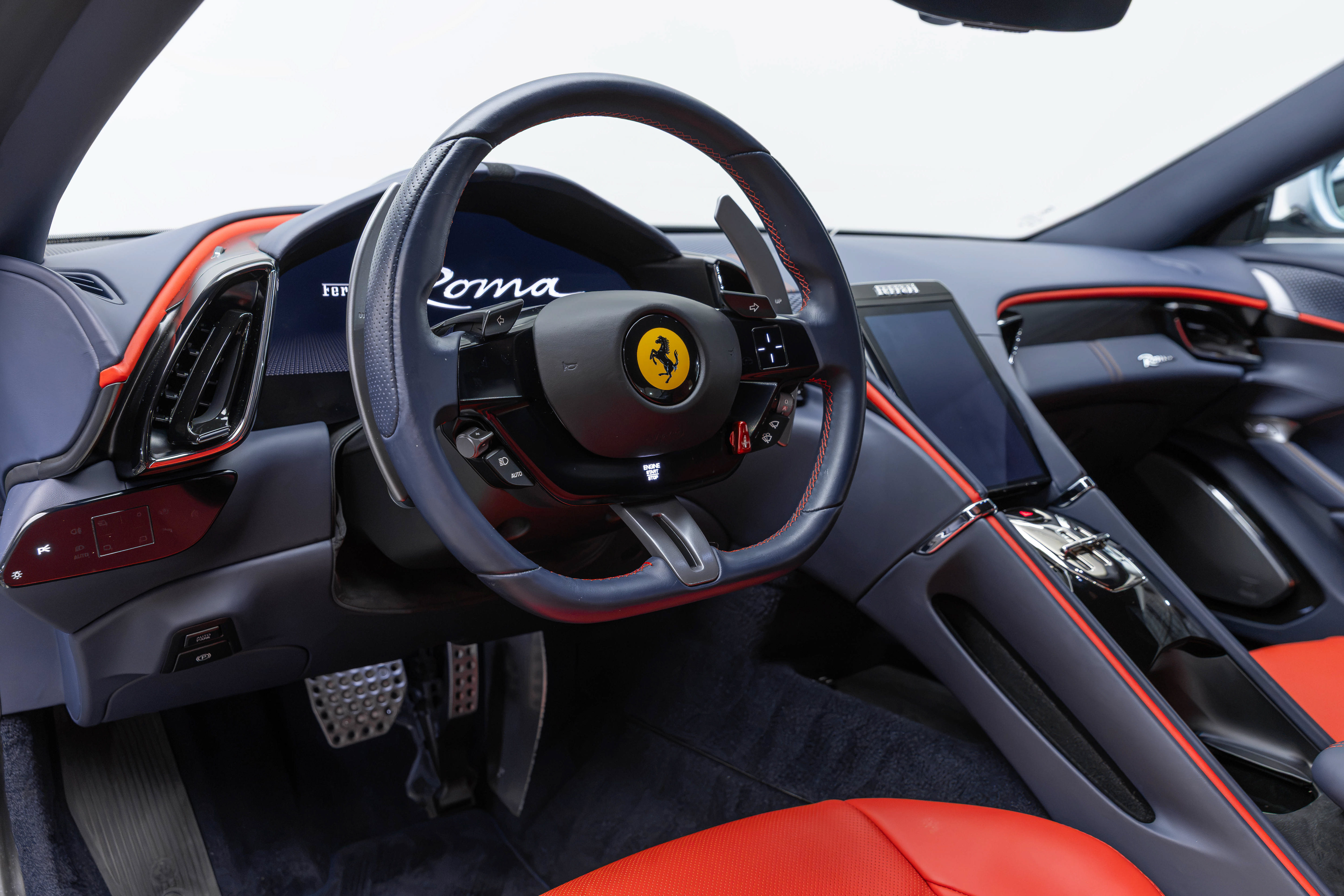 Certified 2022 Ferrari Roma RWD image 4