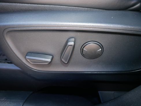 Certified 2024 Ford Escape Platinum AWD/4WD image 19