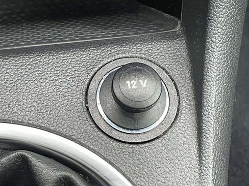 Used 2012 Volkswagen Beetle 2.5 image 28