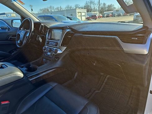 Used 2019 Chevrolet Tahoe LT image 46
