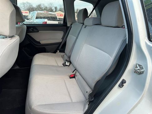 Used 2015 Subaru Forester 2.5i w/ Alloy Wheel Package AWD/4WD image 24