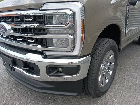 New 2026 Ford F250 Lariat w/ Lariat Ultimate Package AWD/4WD image 9