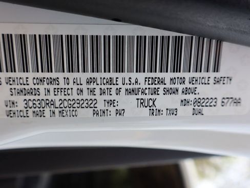 Used 2012 RAM 3500 ST w/ Chrome Appearance Group image 39